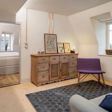 Steinach Townhouse *