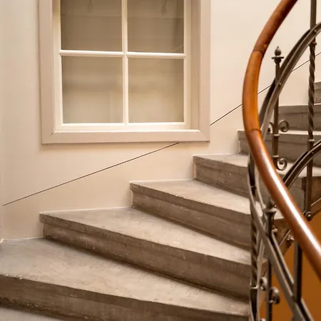 Steinach Townhouse Мерано